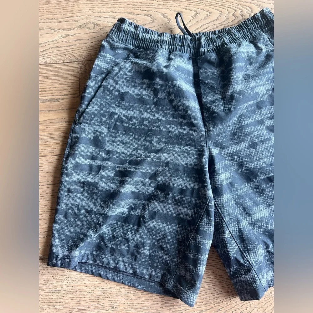Lululemon Pace Breaker Short Lined Size Medium